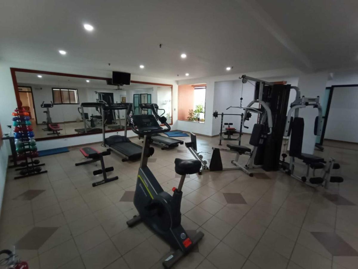 Summit Suites Hotel ג'ונדיאי מראה חיצוני תמונה